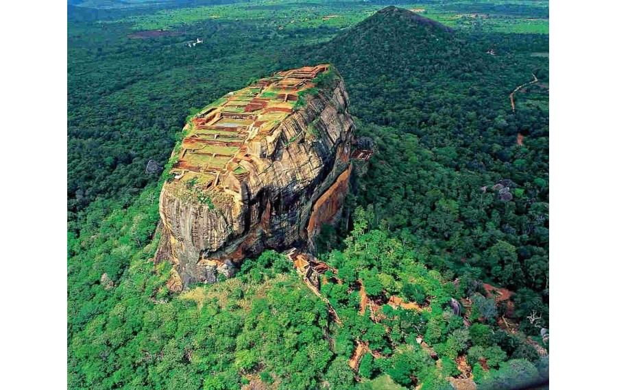 un giorno a Sigiriya e Dambulla per2