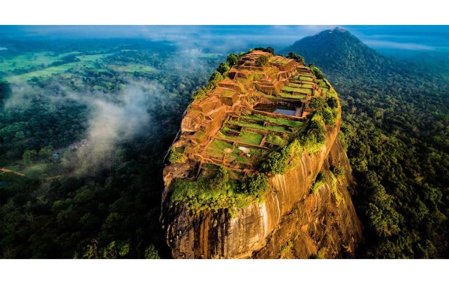 un giorno a Sigiriya e Dambulla per2100,00 €Home